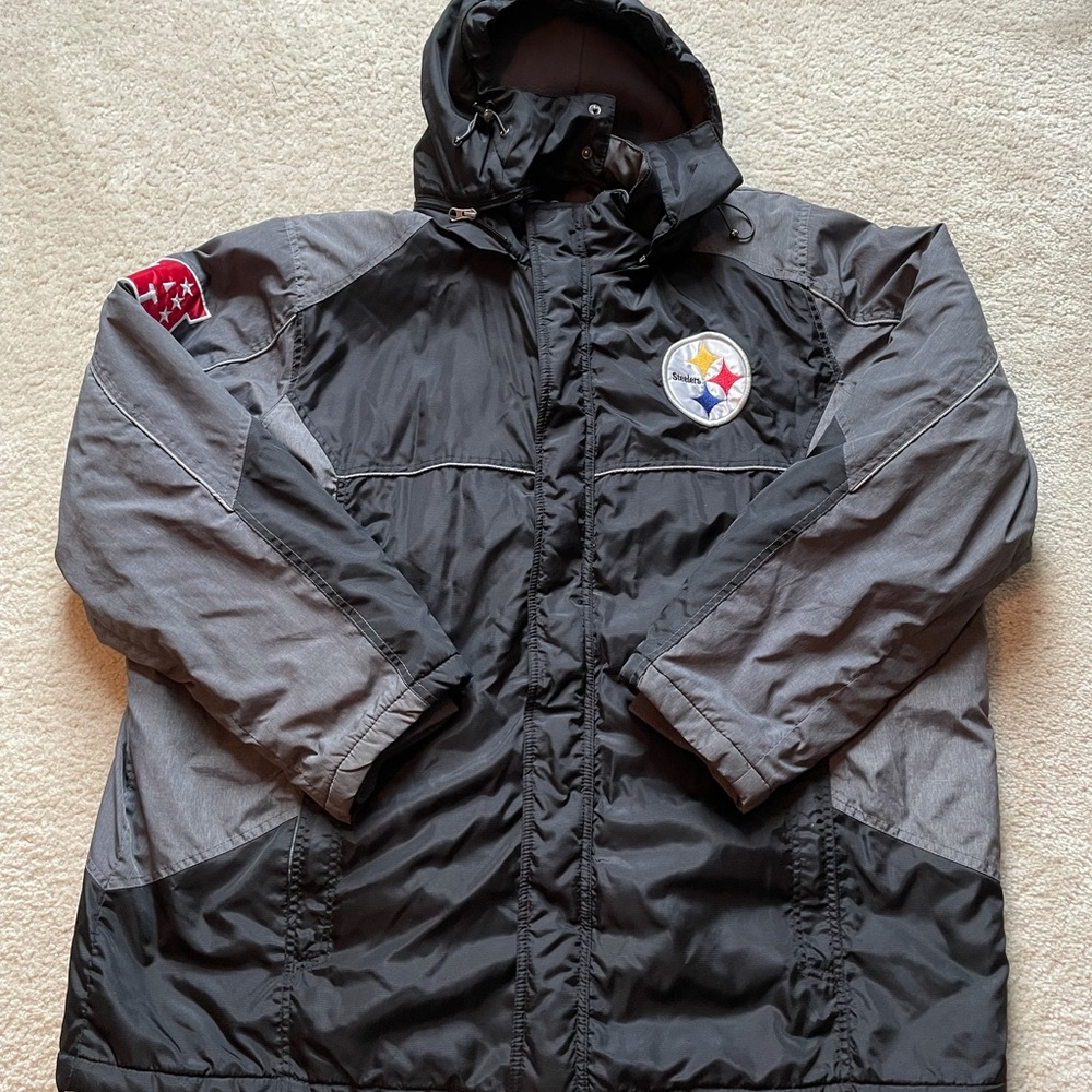Pittsburgh Steelers NFL Puffer Jacket